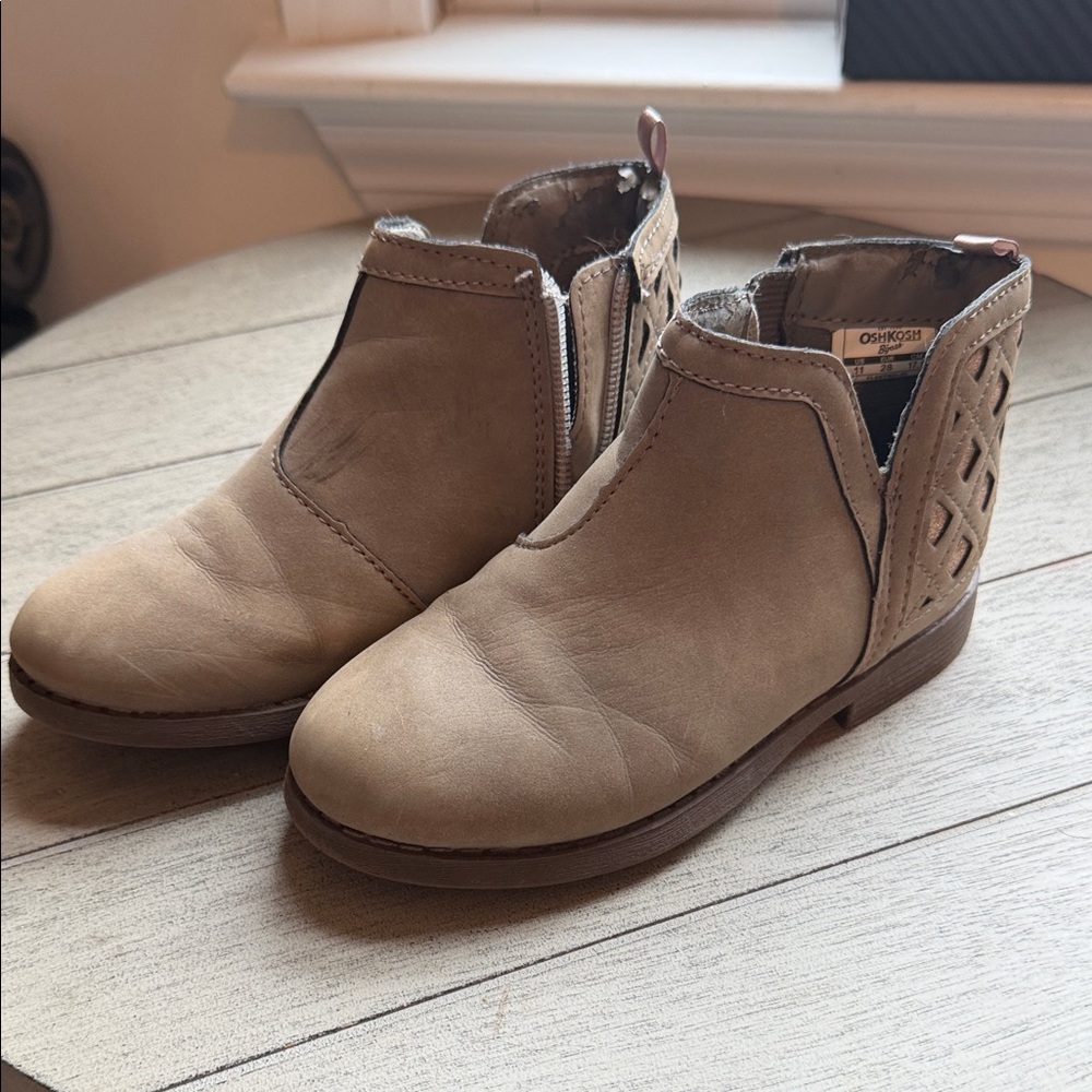 OshKosh B'gosh Tan Kids Boots